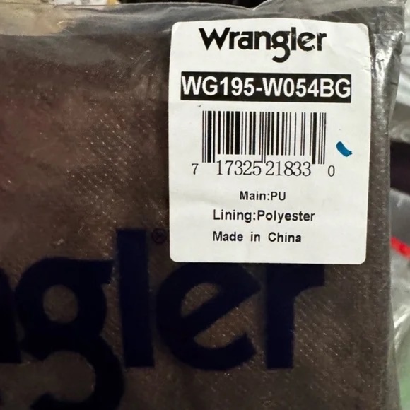 Wrangler Cowboy Contemporary Cream and Brown RFID Blocking Clutch Wristlet NWT - Picture 5 of 5